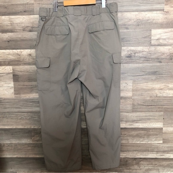 Vintage Tilly’s Endurables Loose Fit Cargo Pants Size 38 - Picture 9 of 12